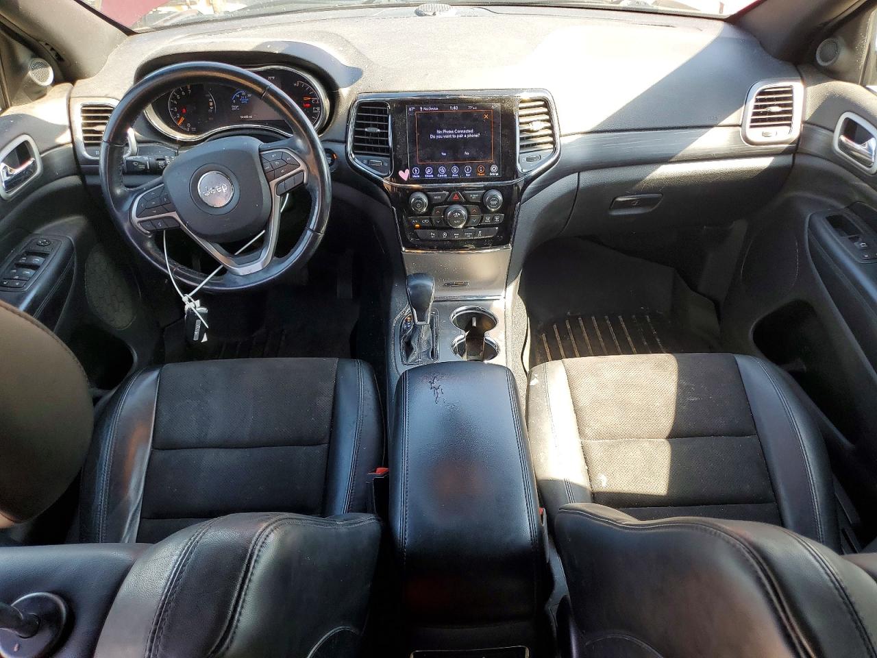 2020 JEEP GRAND CHEROKEE LAREDO photo 15