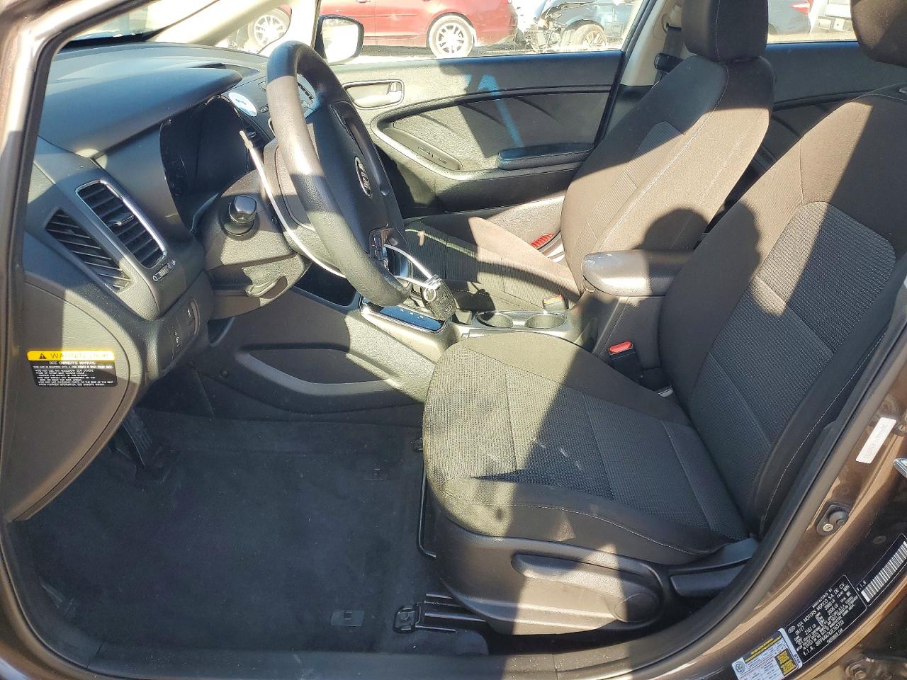 2018 KIA FORTE LX photo 13