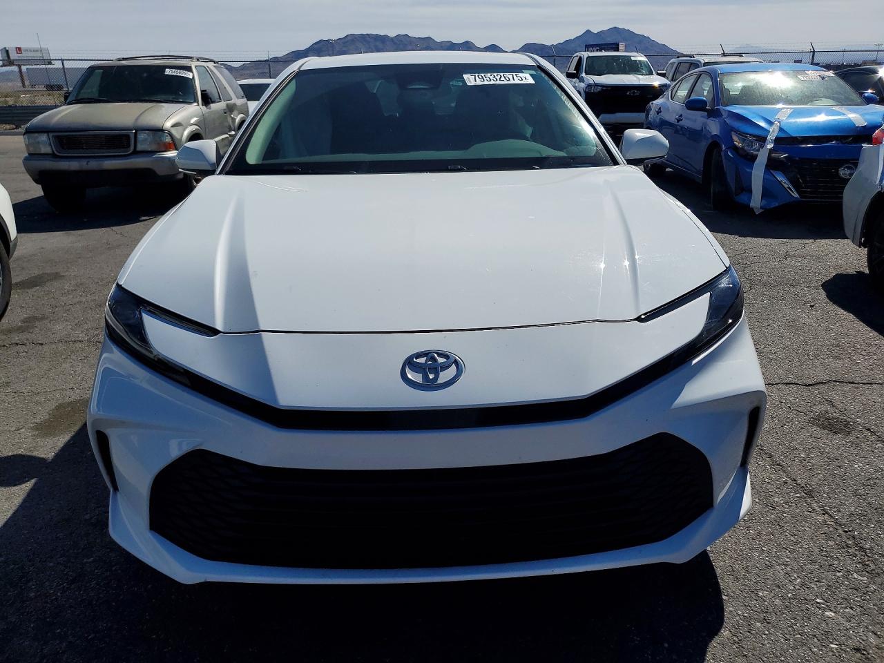2025 TOYOTA CAMRY LE photo 9