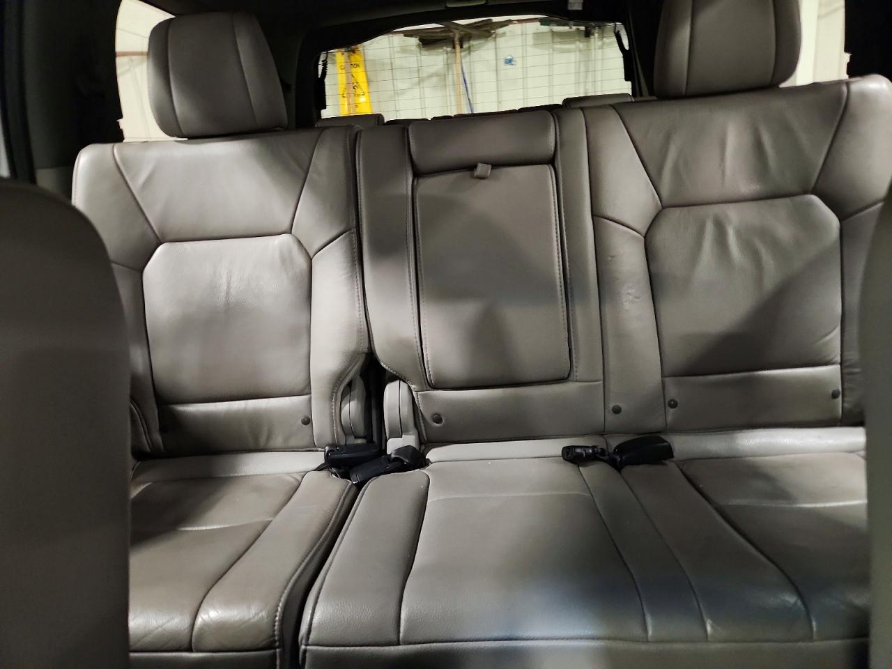 2015 HONDA PILOT EXL photo 28