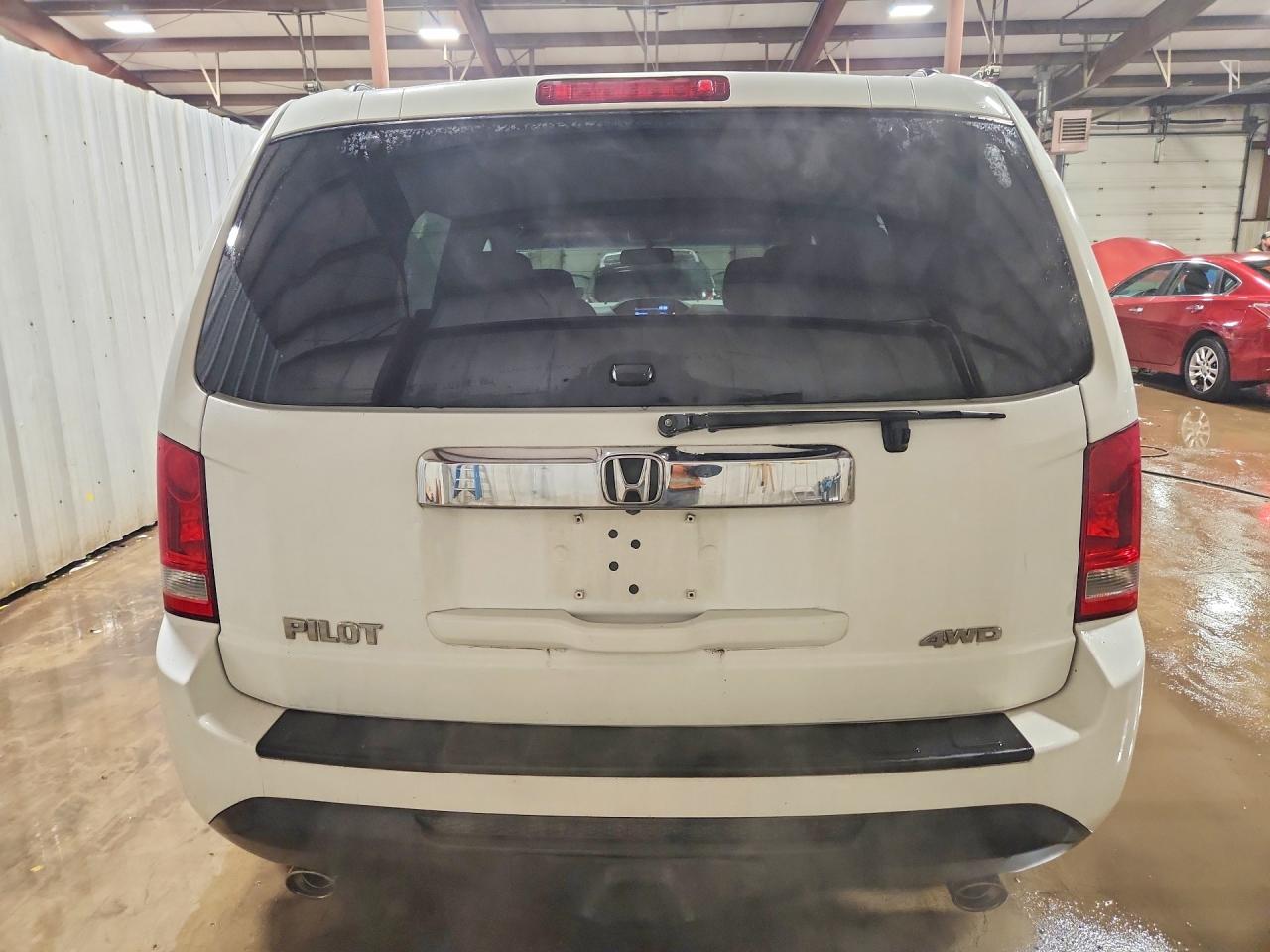 2015 HONDA PILOT EXL photo 16