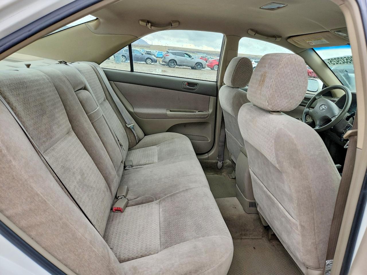2002 TOYOTA CAMRY LE photo 10