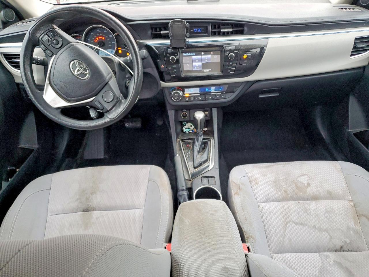 2014 TOYOTA COROLLA LE photo 22