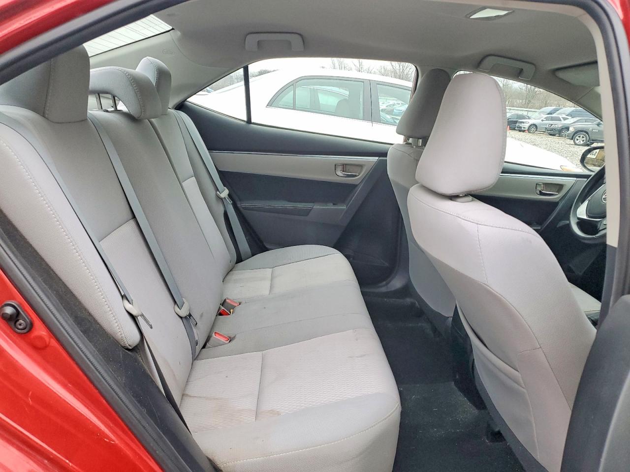 2014 TOYOTA COROLLA LE photo 28