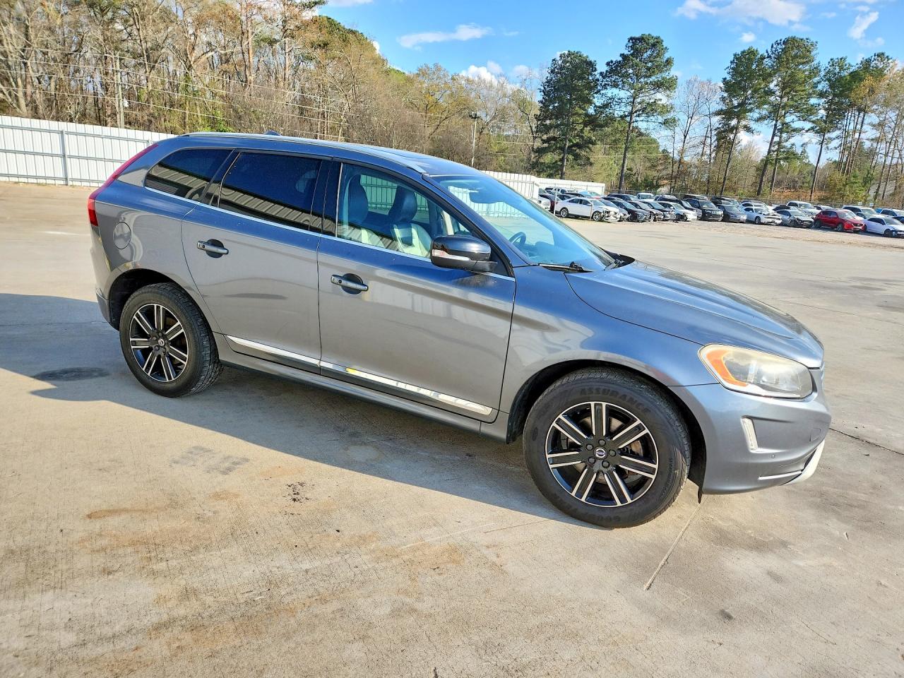 2017 VOLVO XC60 T5 DYNAMIC photo 7