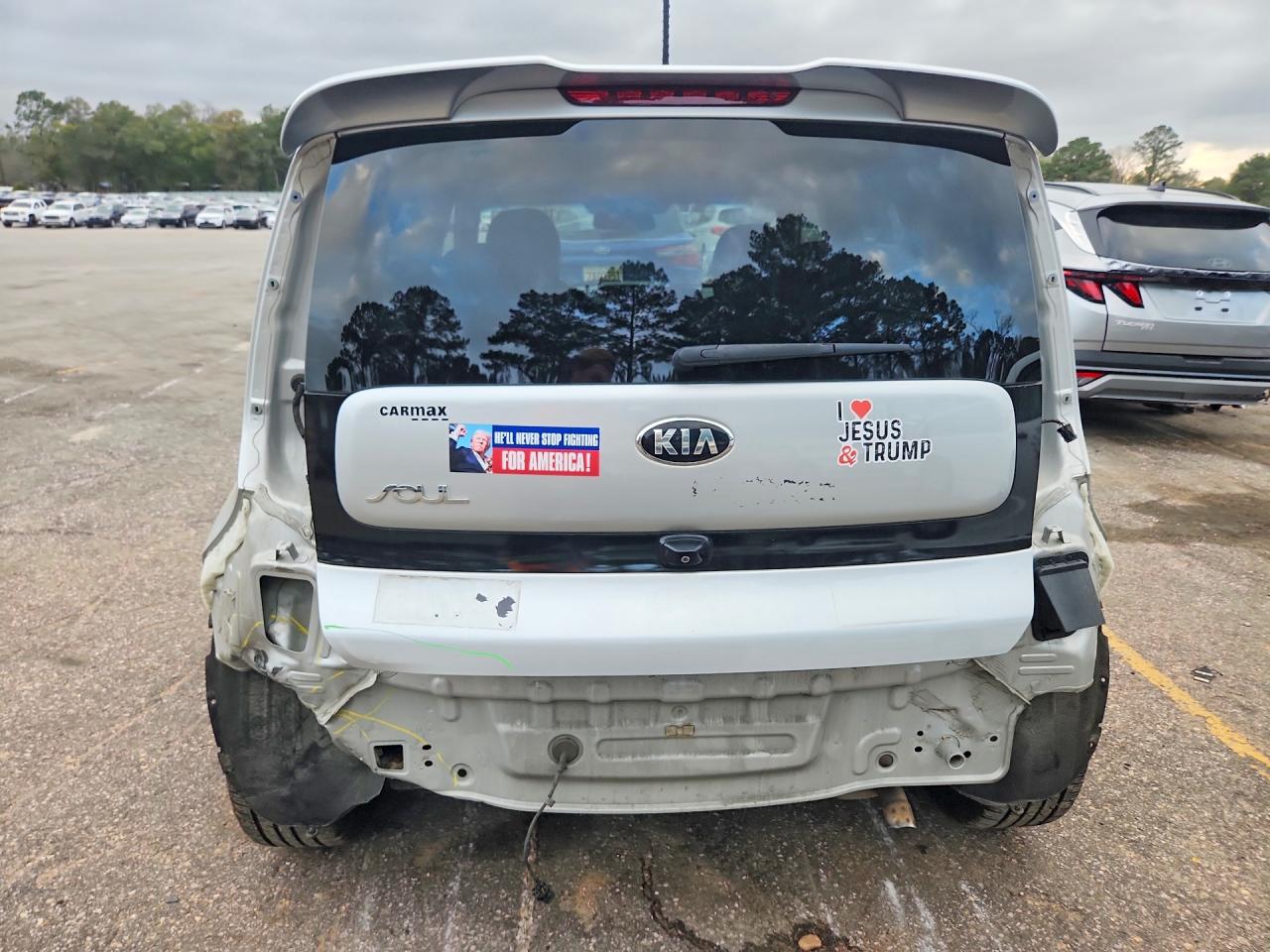 2014 KIA SOUL + photo 6