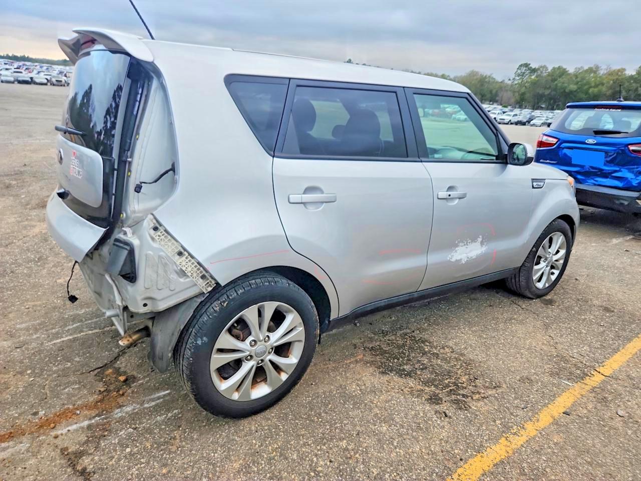 2014 KIA SOUL + photo 3