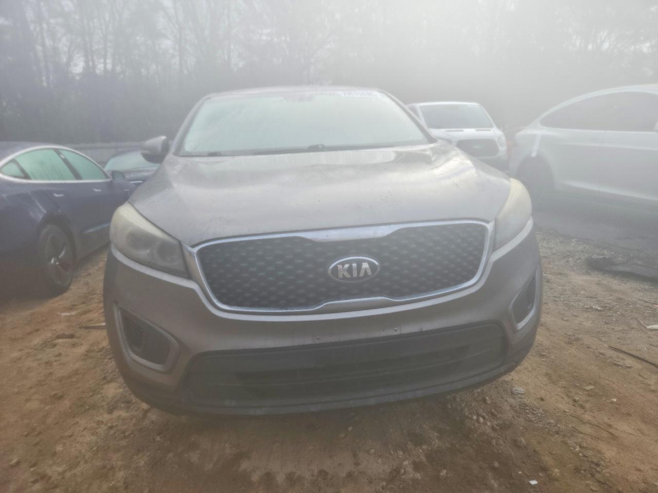 2016 KIA SORENTO L photo 5