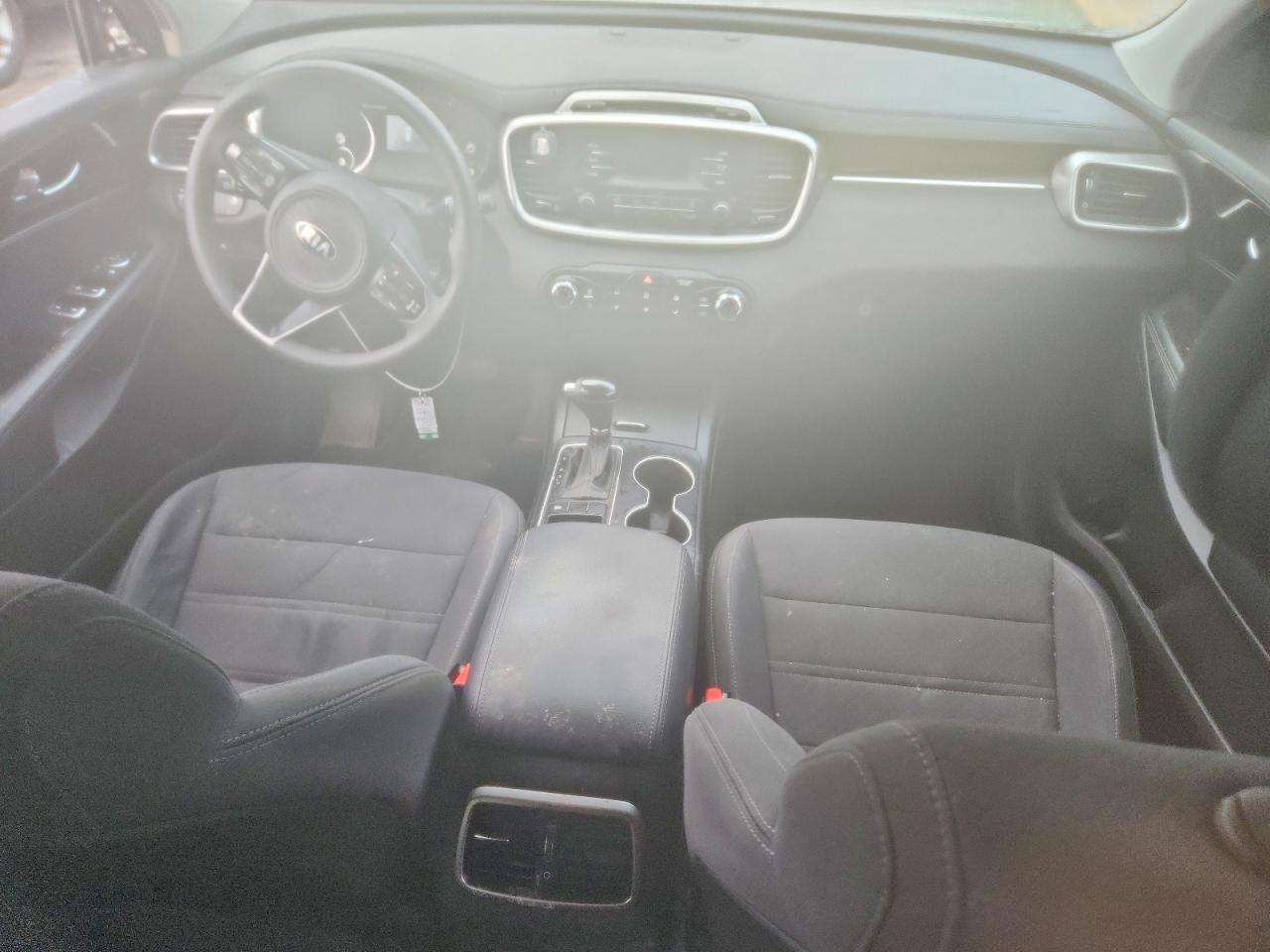2016 KIA SORENTO L photo 8