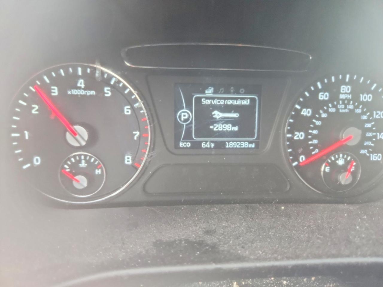 2016 KIA SORENTO L photo 9