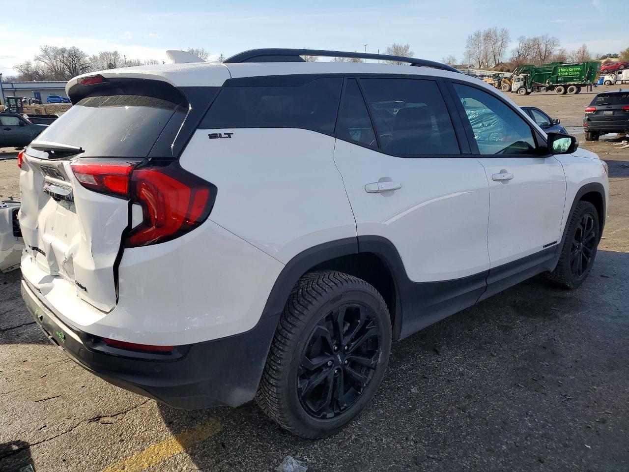 2020 GMC TERRAIN SLT photo 3