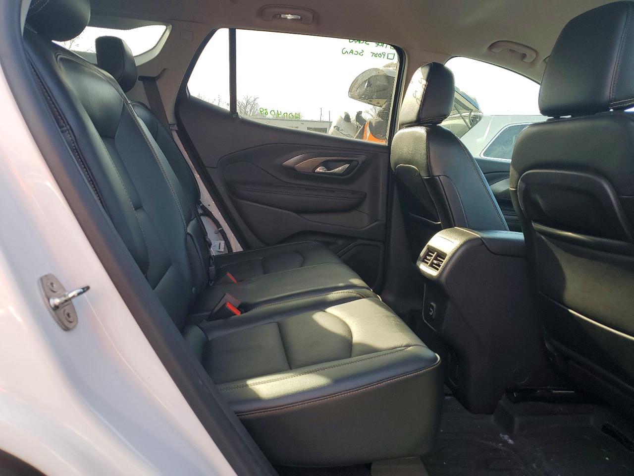 2020 GMC TERRAIN SLT photo 11