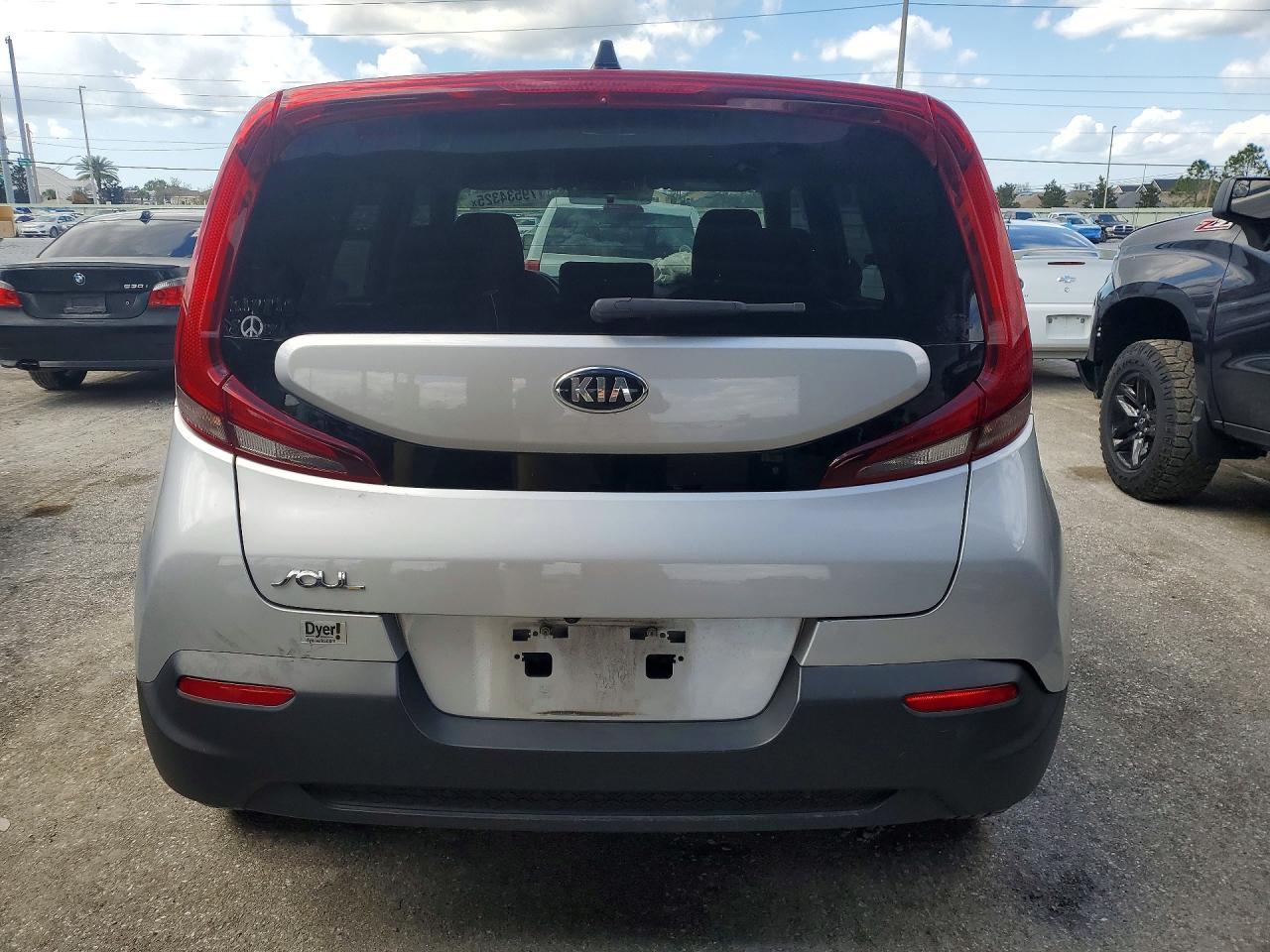 2020 KIA SOUL LX photo 6