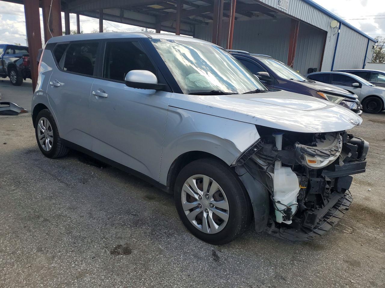 2020 KIA SOUL LX photo 4