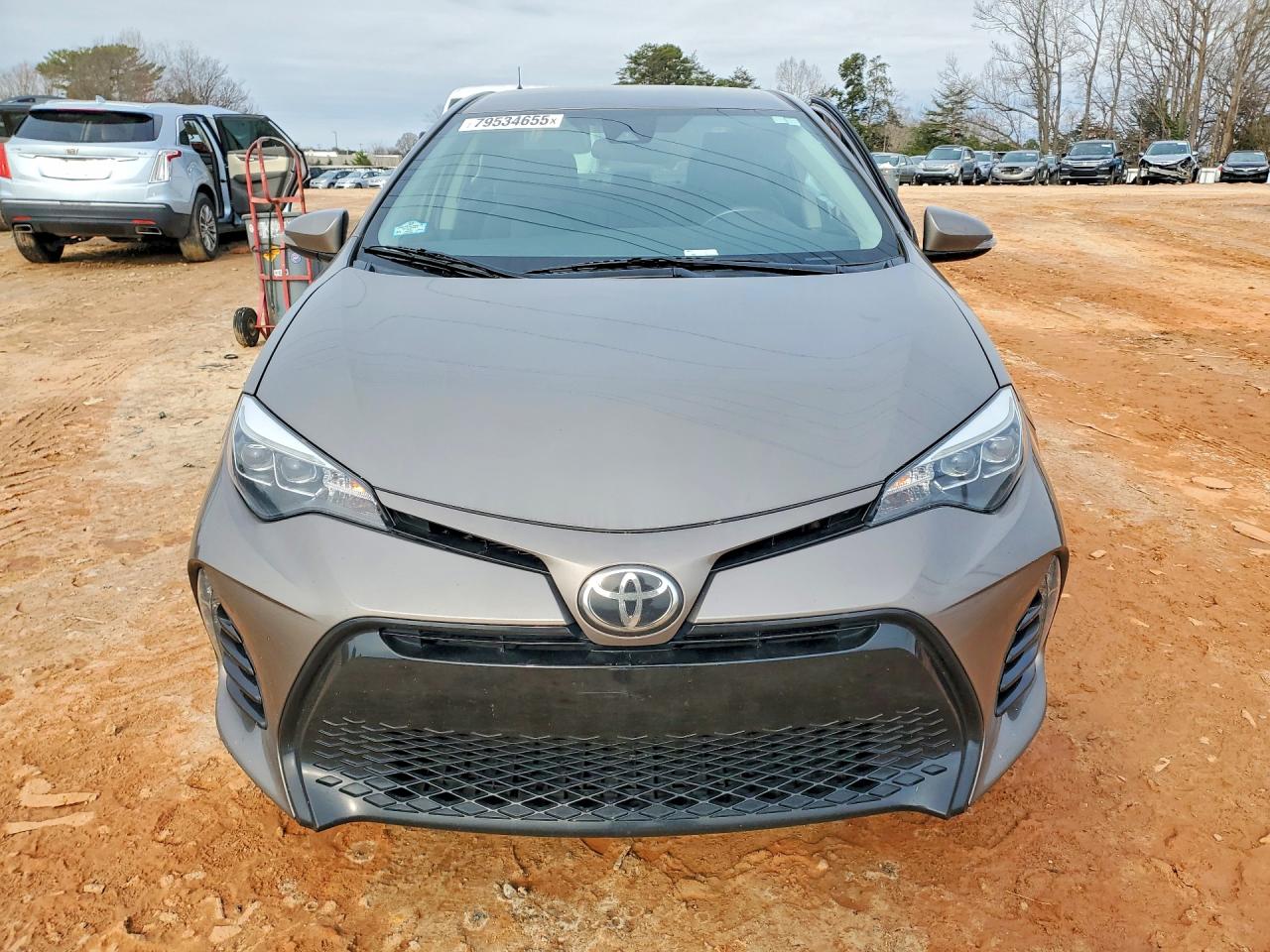 2017 TOYOTA COROLLA SE photo 9