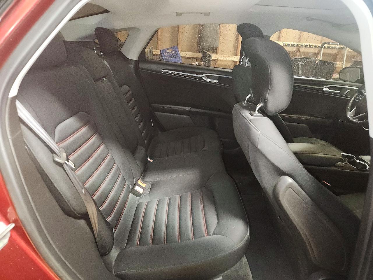 2014 FORD FUSION SE photo 10