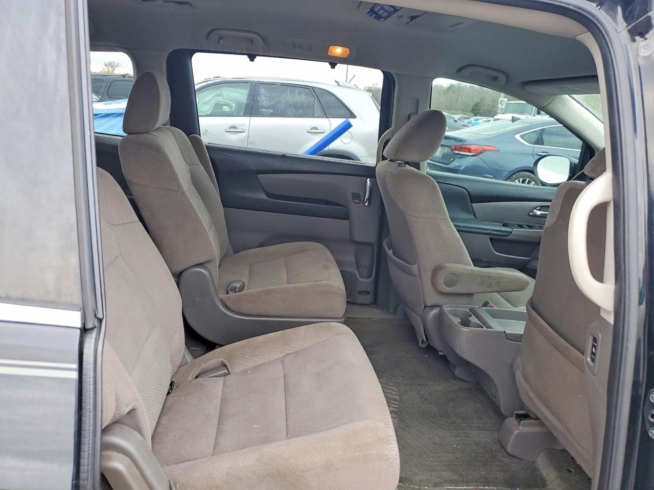 2016 HONDA ODYSSEY SE photo 19