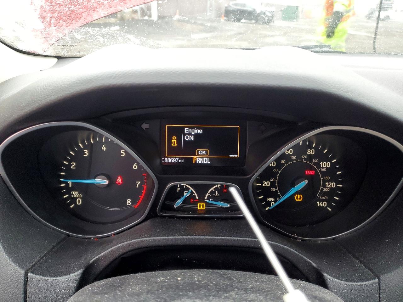 2015 FORD FOCUS SE photo 17
