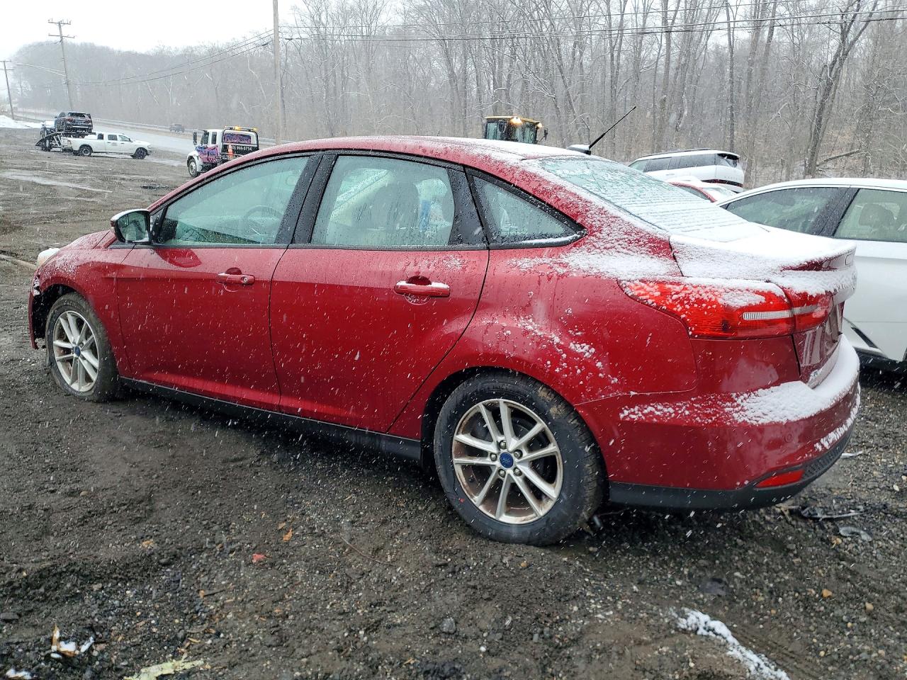 2015 FORD FOCUS SE photo 3