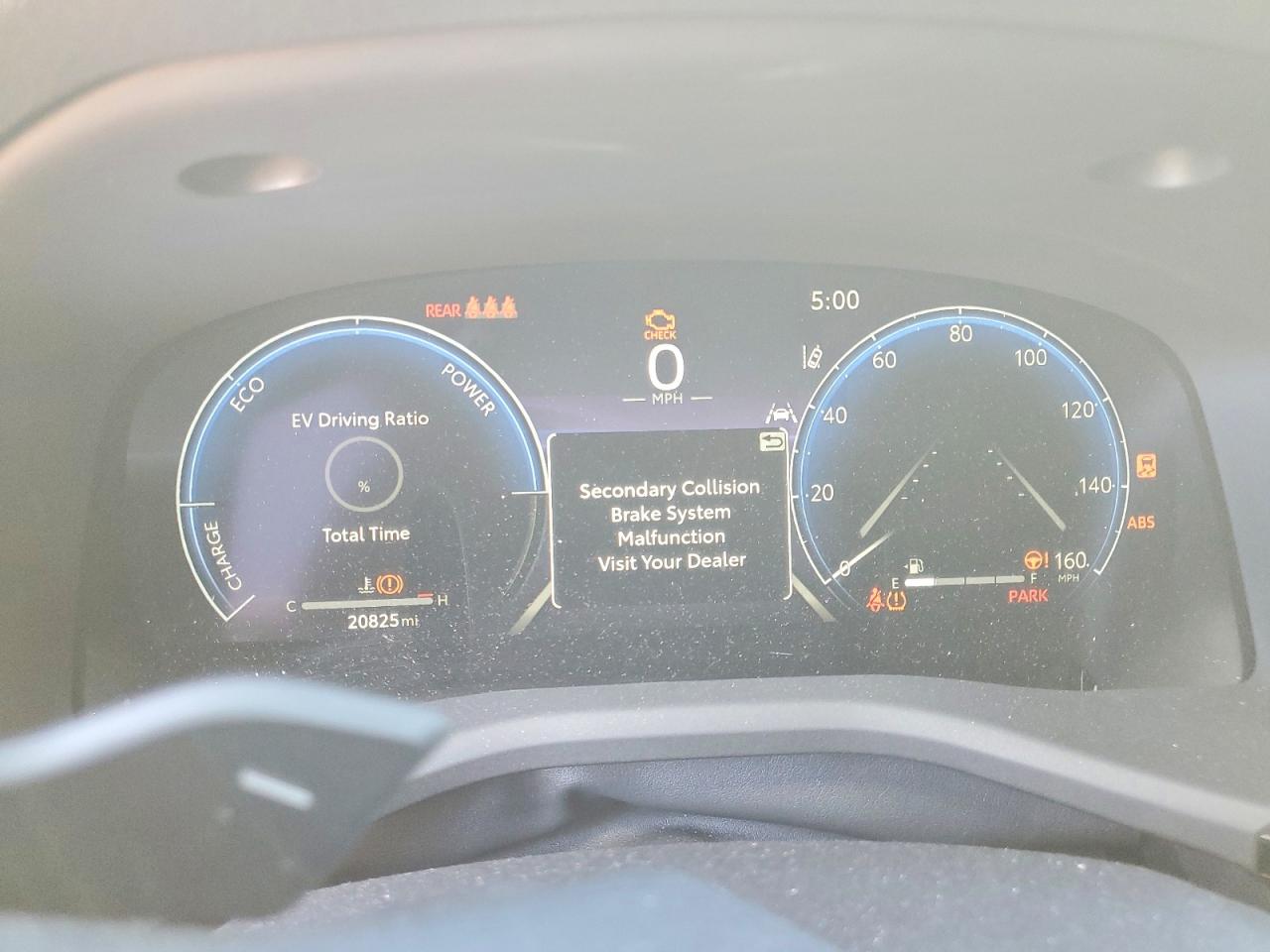 2025 TOYOTA CAMRY XSE photo 17
