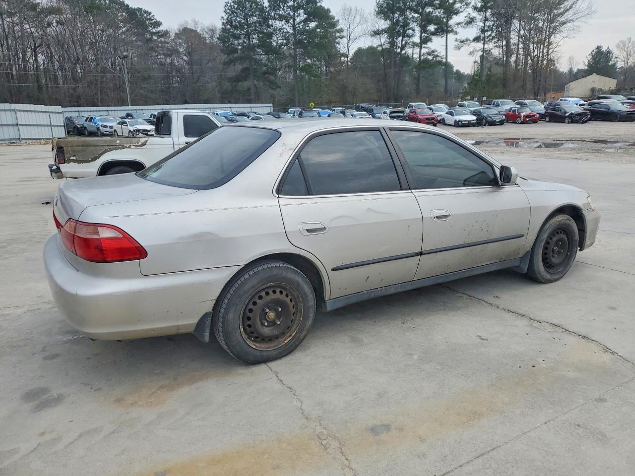 1999 HONDA ACCORD LX photo 3