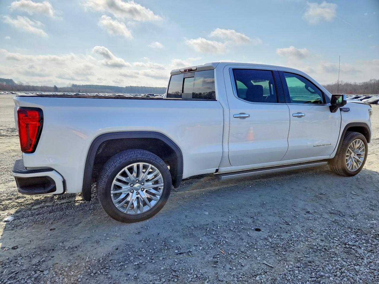 2019 GMC SIERRA K1500 DENALI photo 5