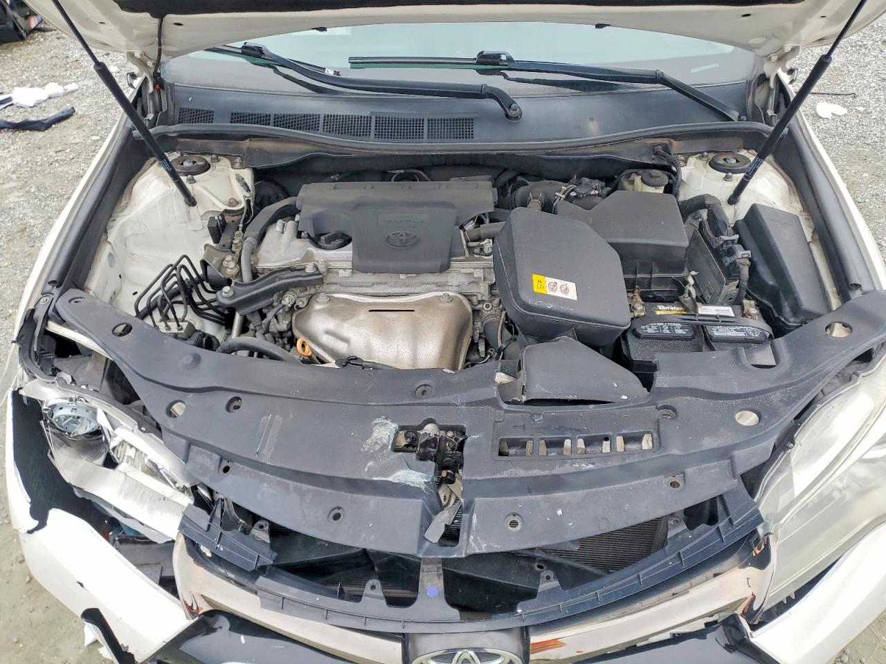 2017 TOYOTA CAMRY SE photo 21