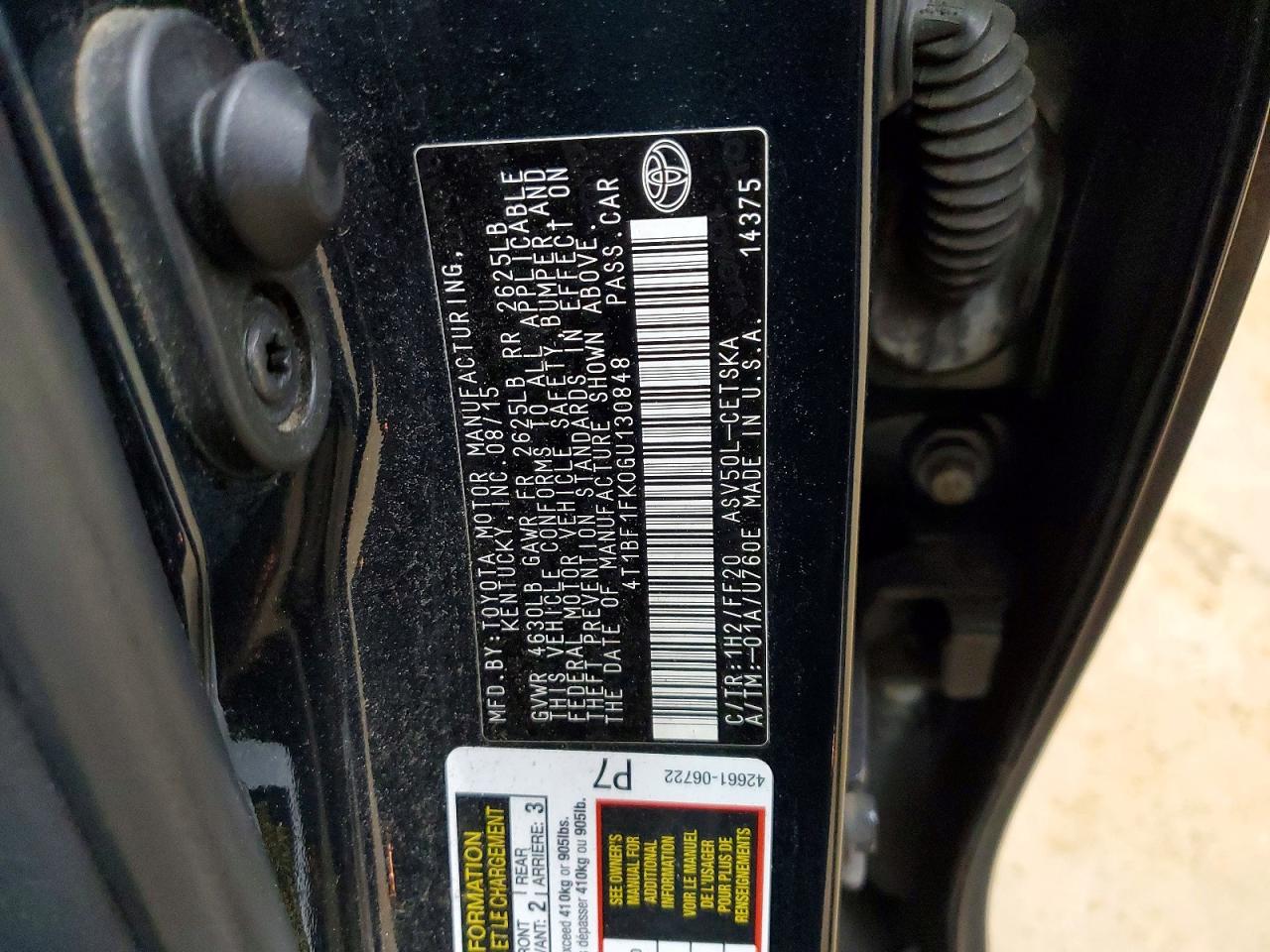 2016 TOYOTA CAMRY SE photo 34