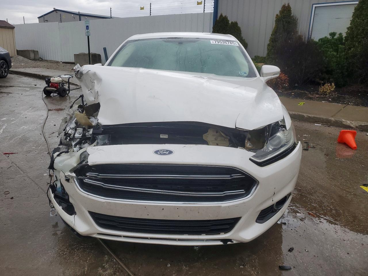 2014 FORD FUSION SE photo 5
