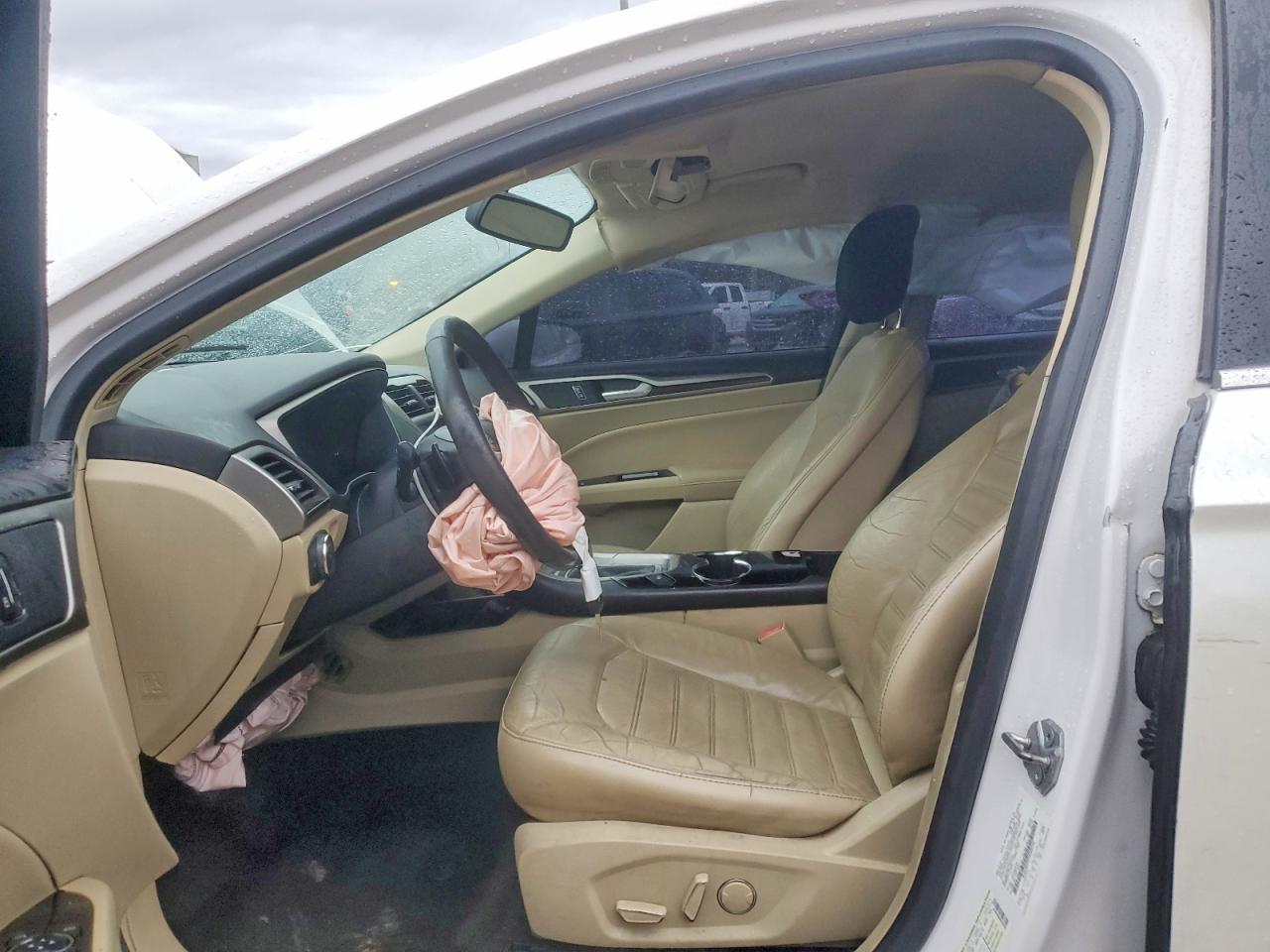 2014 FORD FUSION SE photo 7