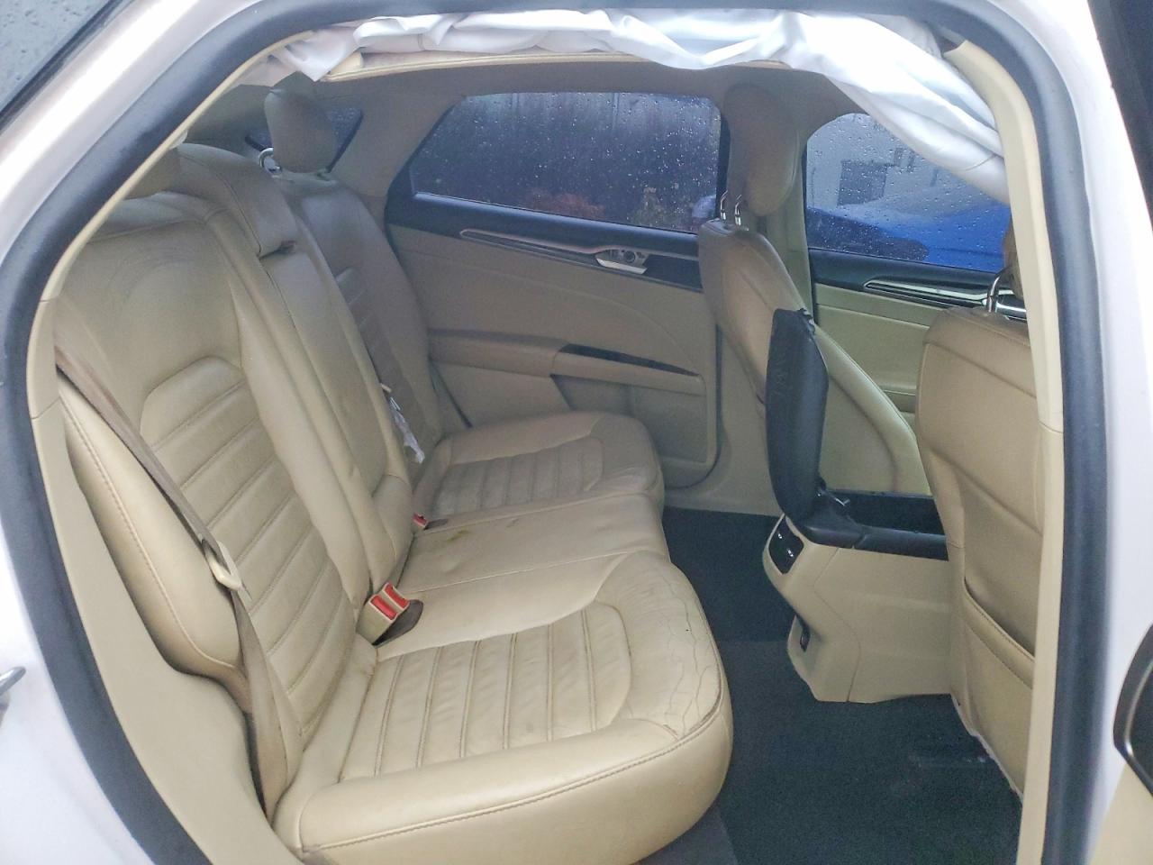 2014 FORD FUSION SE photo 10