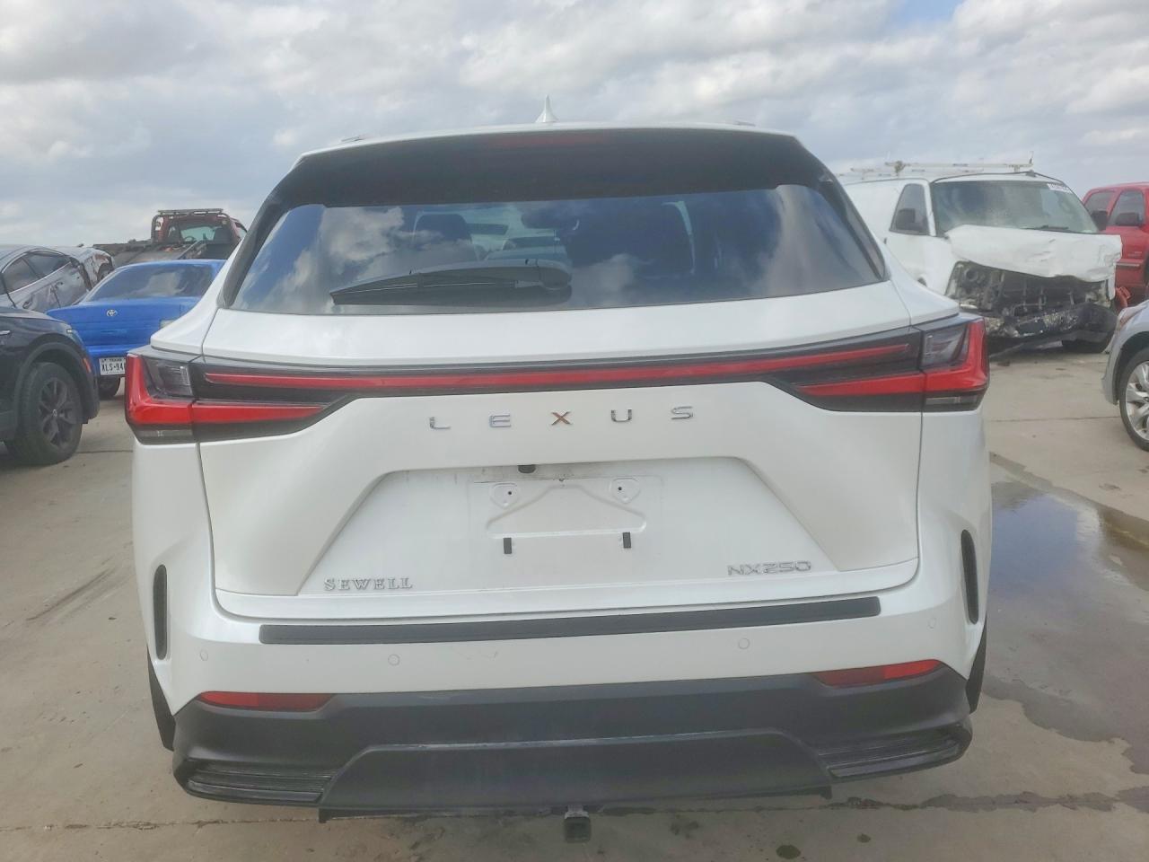 2025 LEXUS NX 250 PREMIUM photo 16
