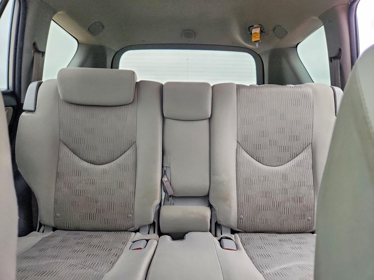 2010 TOYOTA RAV4 BASE photo 19