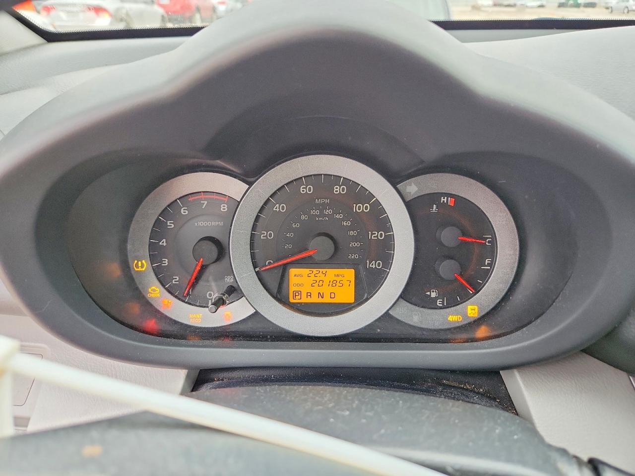 2010 TOYOTA RAV4 BASE photo 17