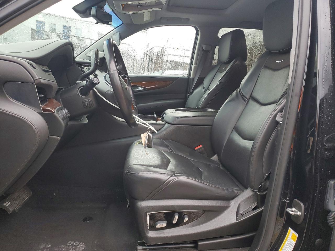 2019 CADILLAC ESCALADE LUXURY photo 13