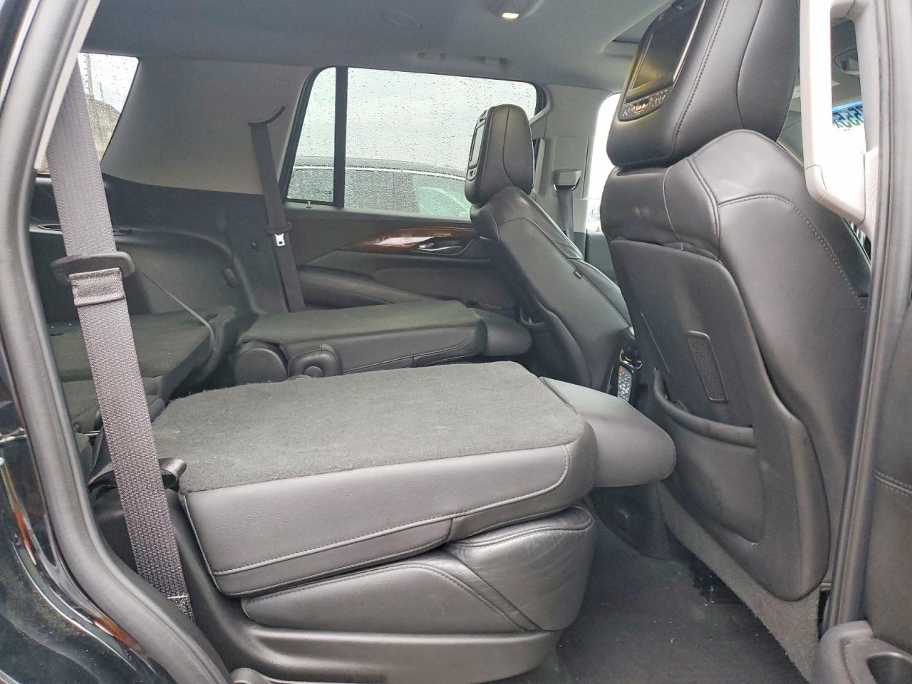 2019 CADILLAC ESCALADE LUXURY photo 21