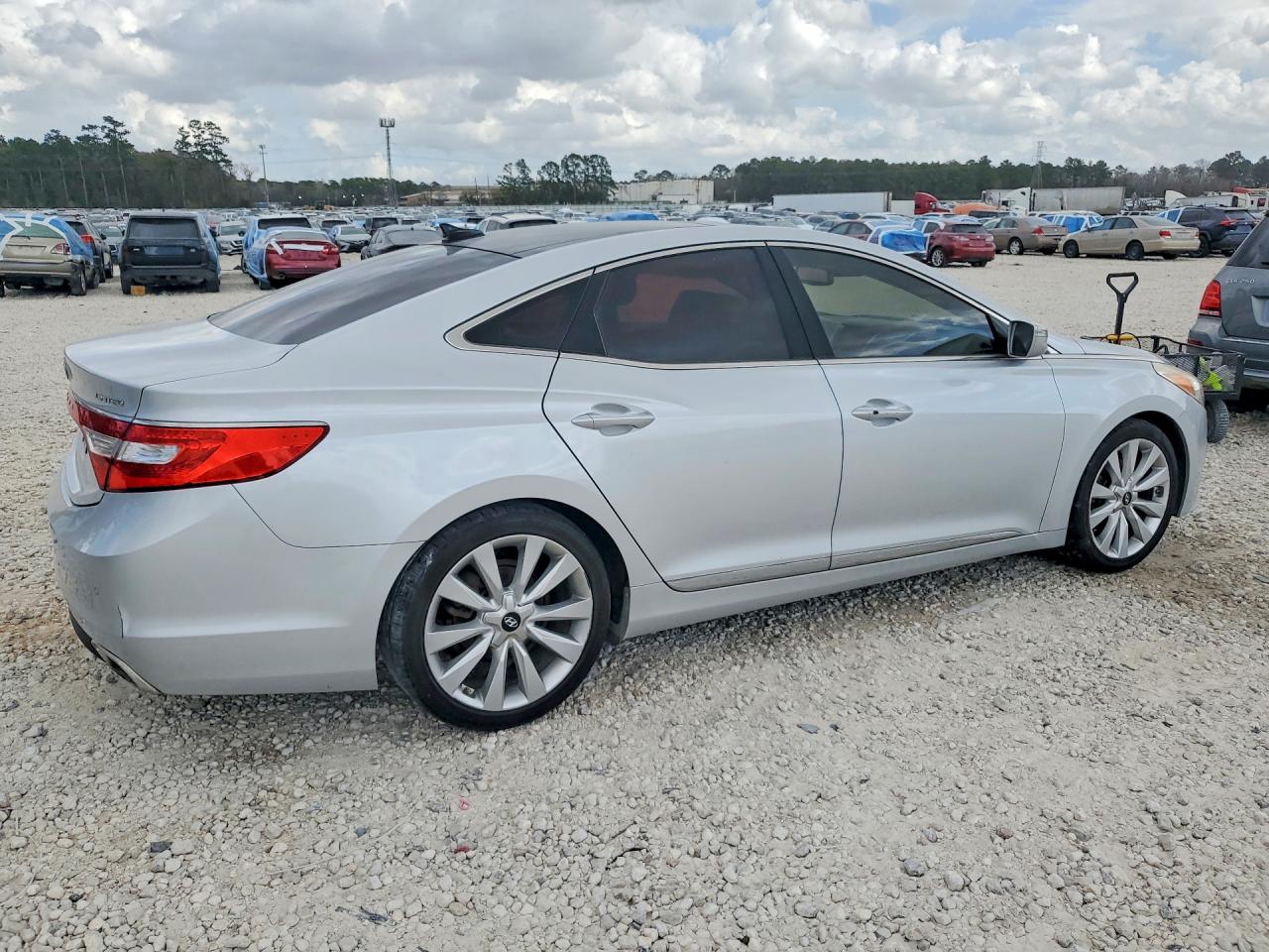 2017 HYUNDAI AZERA LIMITED photo 7