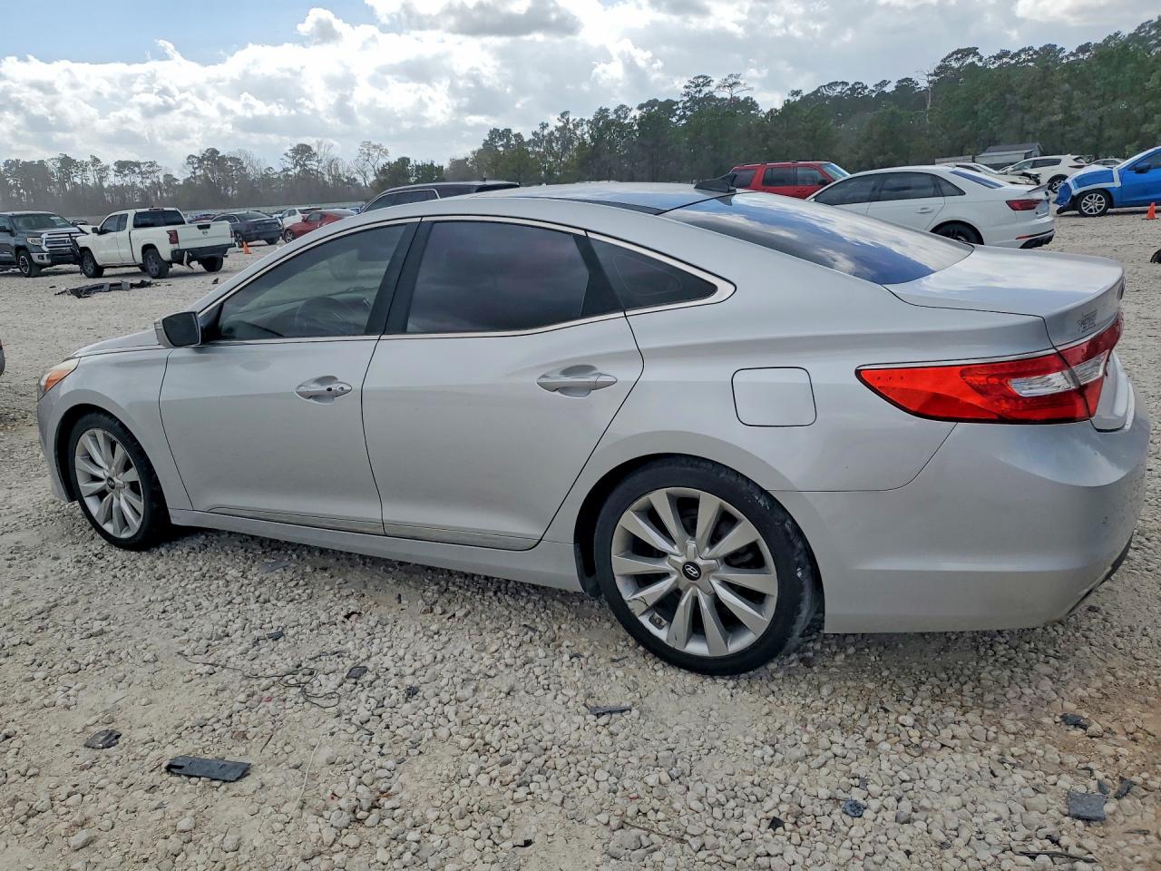 2017 HYUNDAI AZERA LIMITED photo 4