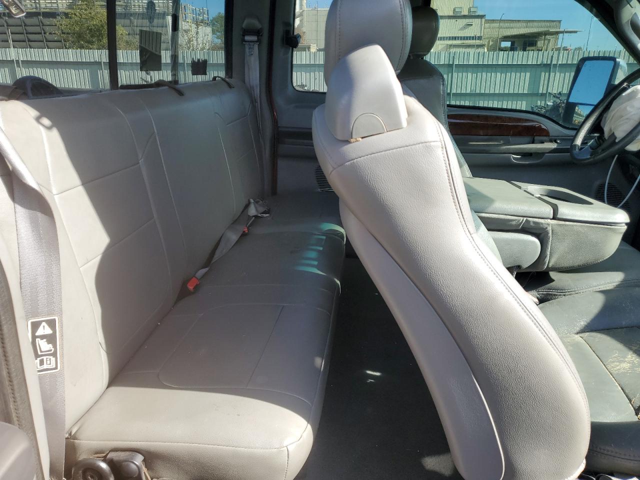 2003 FORD F350 SUPER photo 19