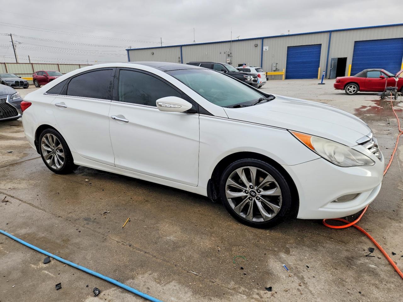 2013 HYUNDAI SONATA LIMITED 2.0T photo 7