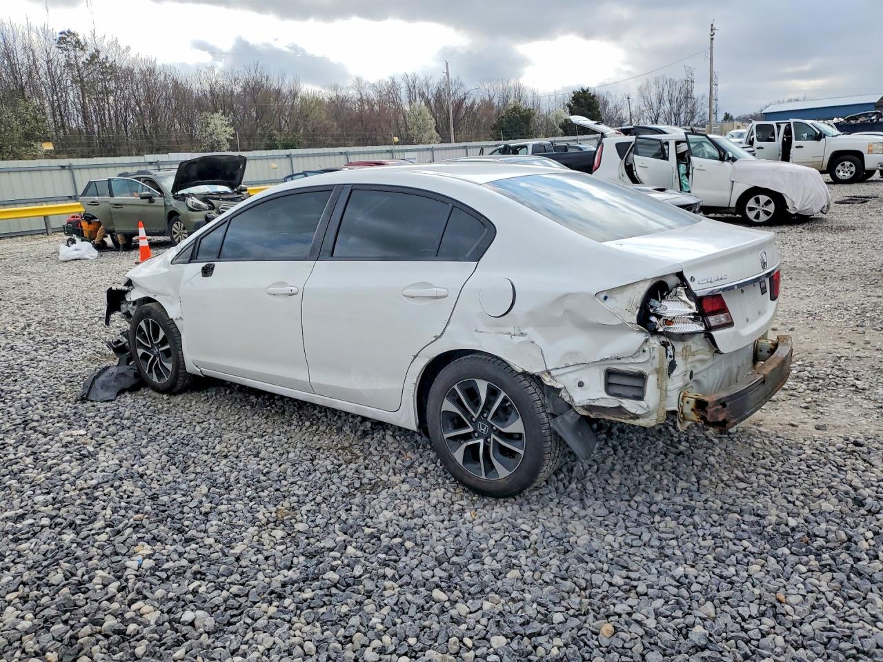 2013 HONDA CIVIC EXL photo 4