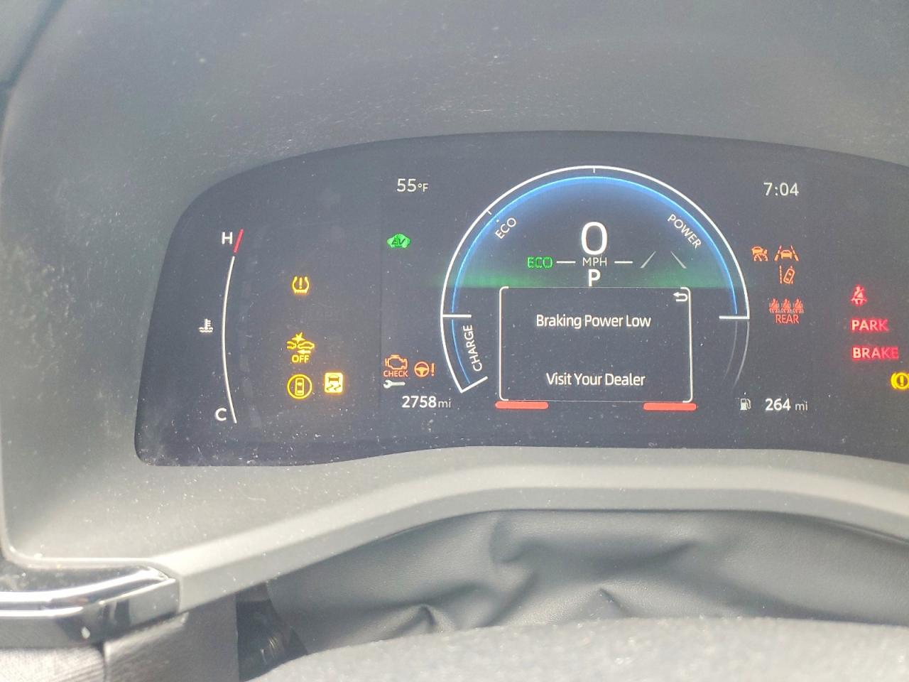 2025 TOYOTA CAMRY LE photo 17