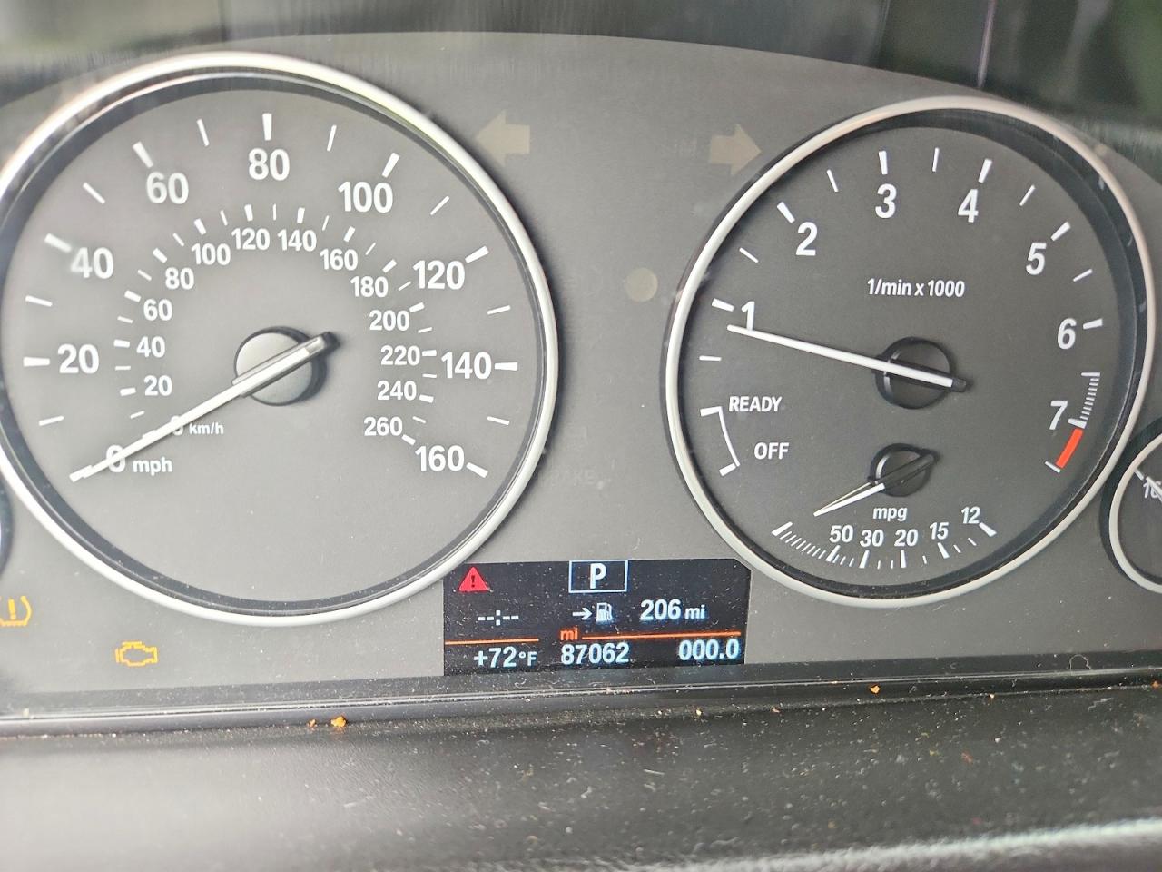 2014 BMW 320 I photo 25