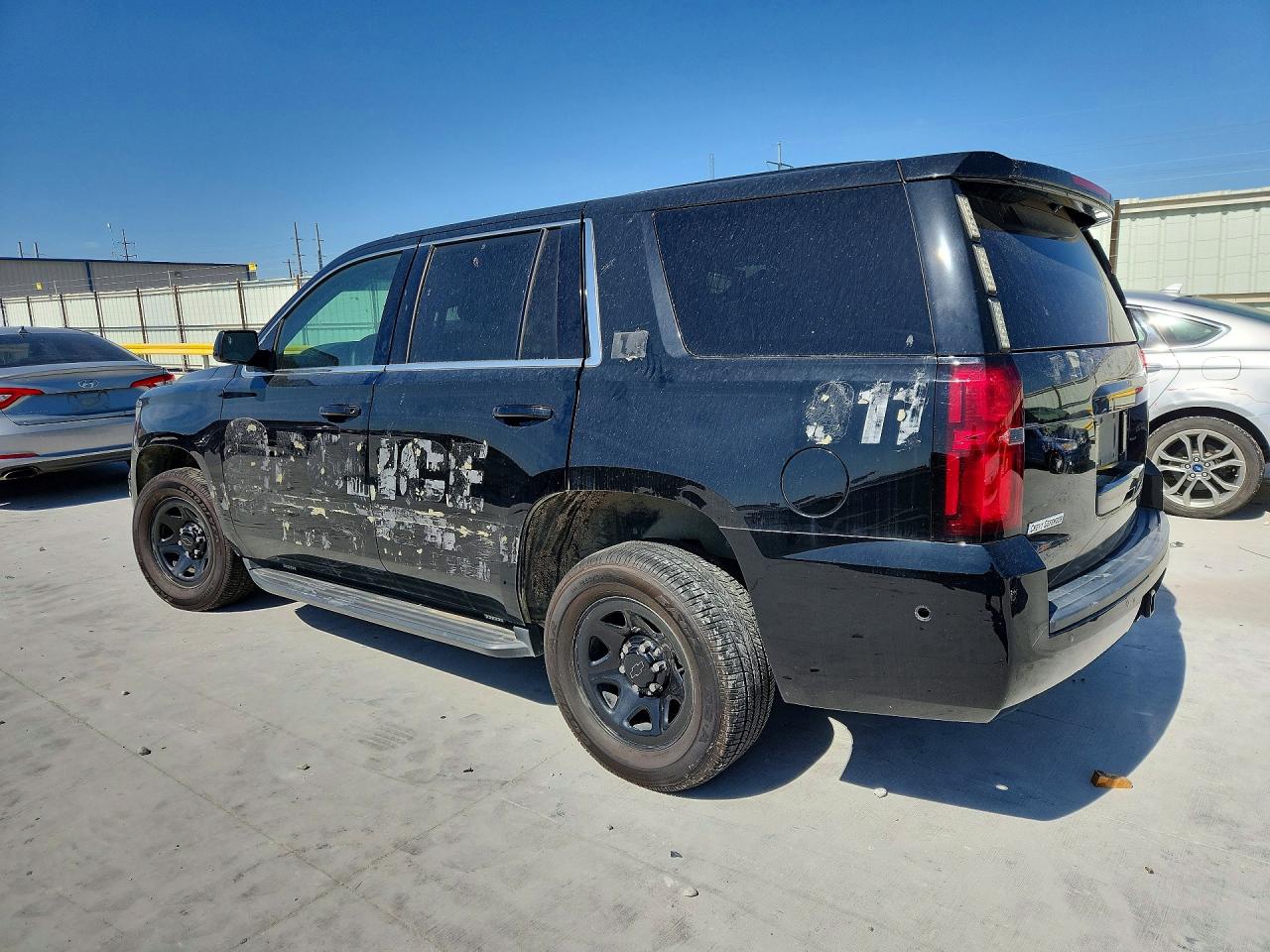 2020 CHEVROLET TAHOE POLICE photo 3