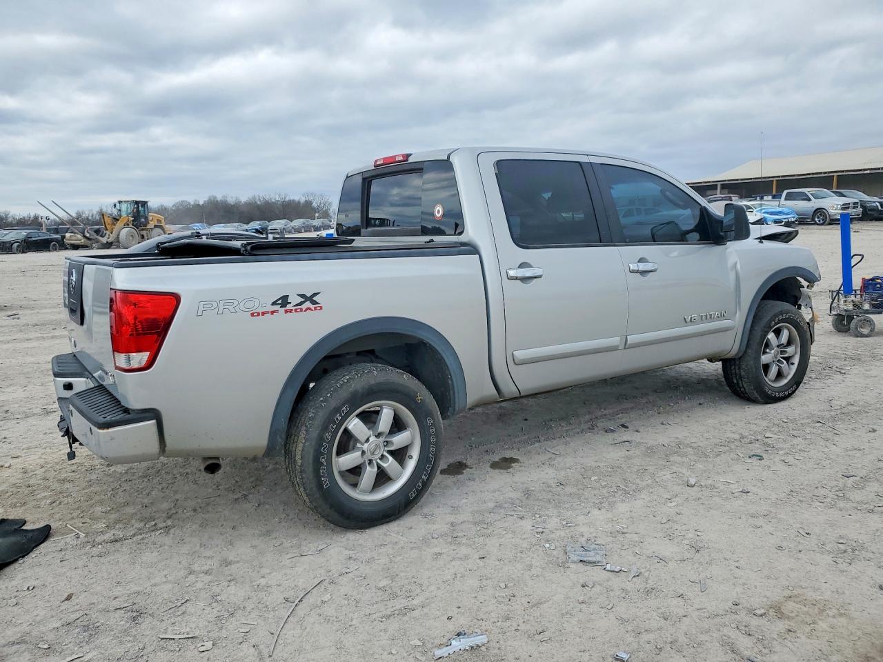 2008 NISSAN TITAN XE FFV photo 5