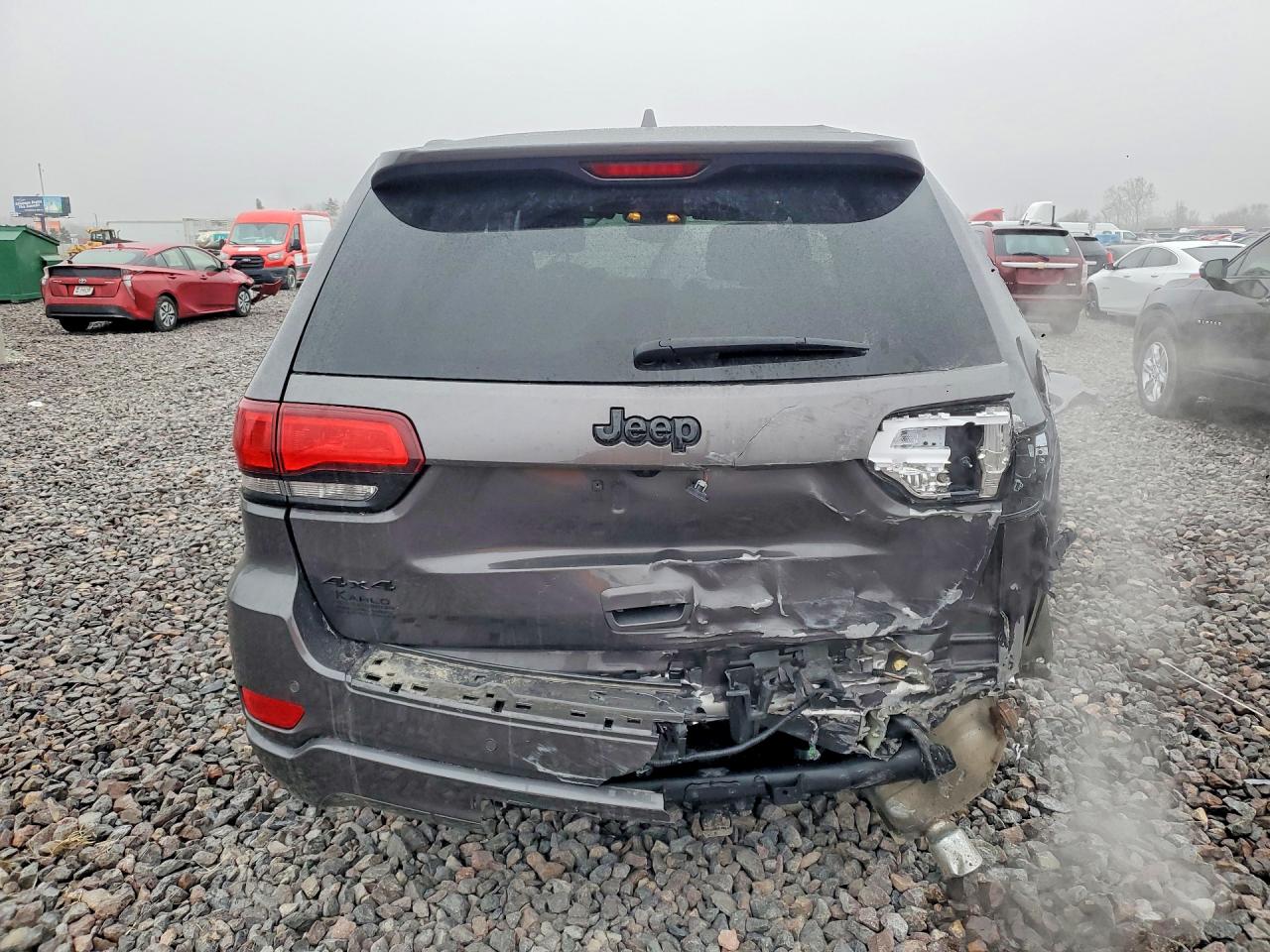 2020 JEEP GRAND CHEROKEE LAREDO photo 6
