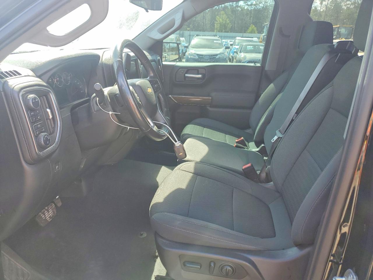 2020 CHEVROLET SILVERADO K1500 LT photo 7