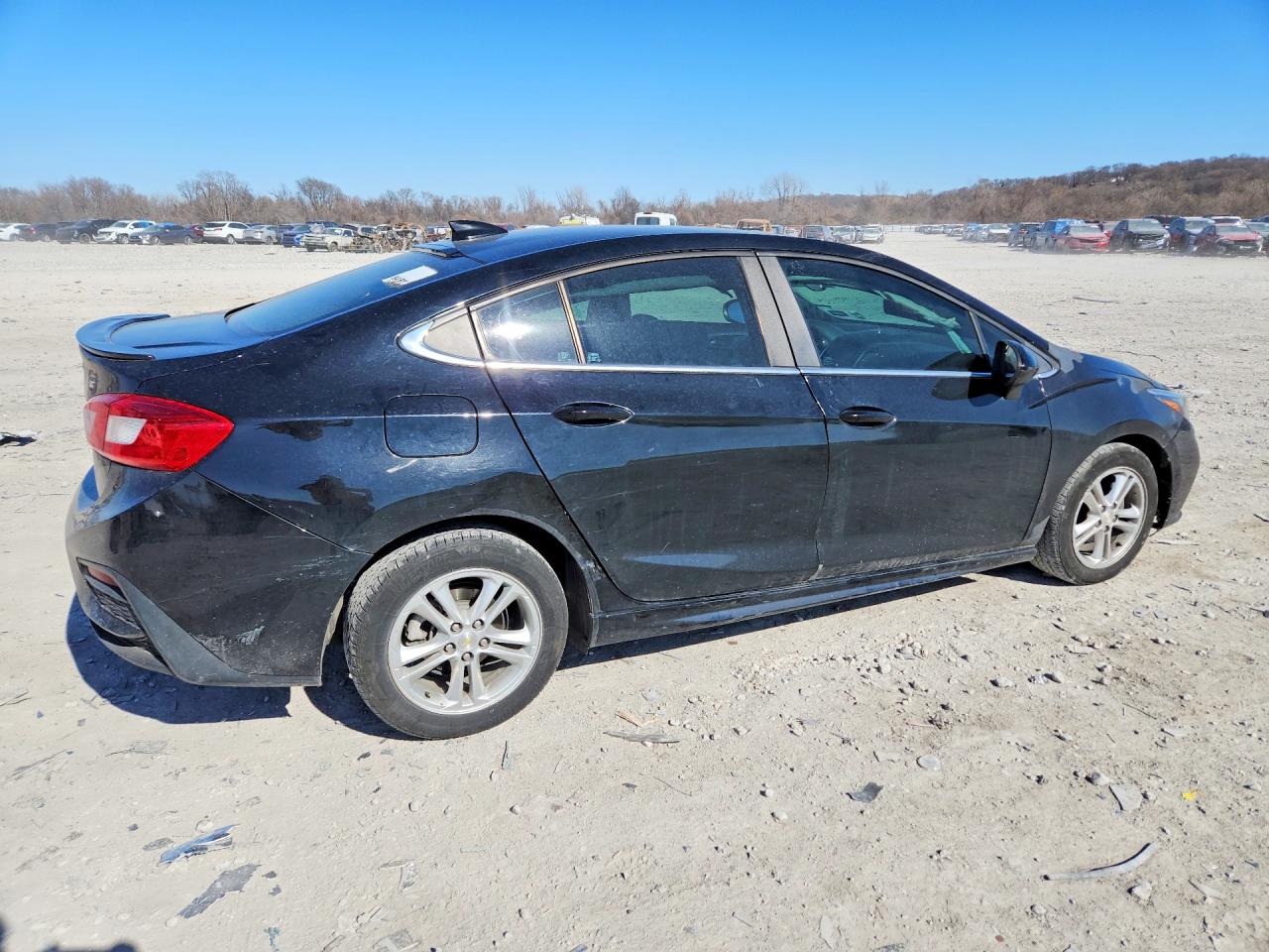 2017 CHEVROLET CRUZE LT photo 5