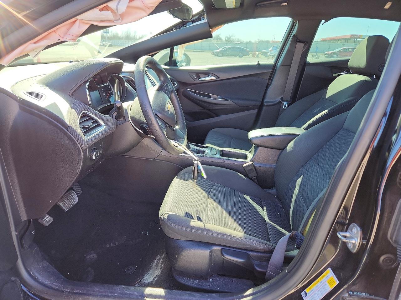 2017 CHEVROLET CRUZE LT photo 13