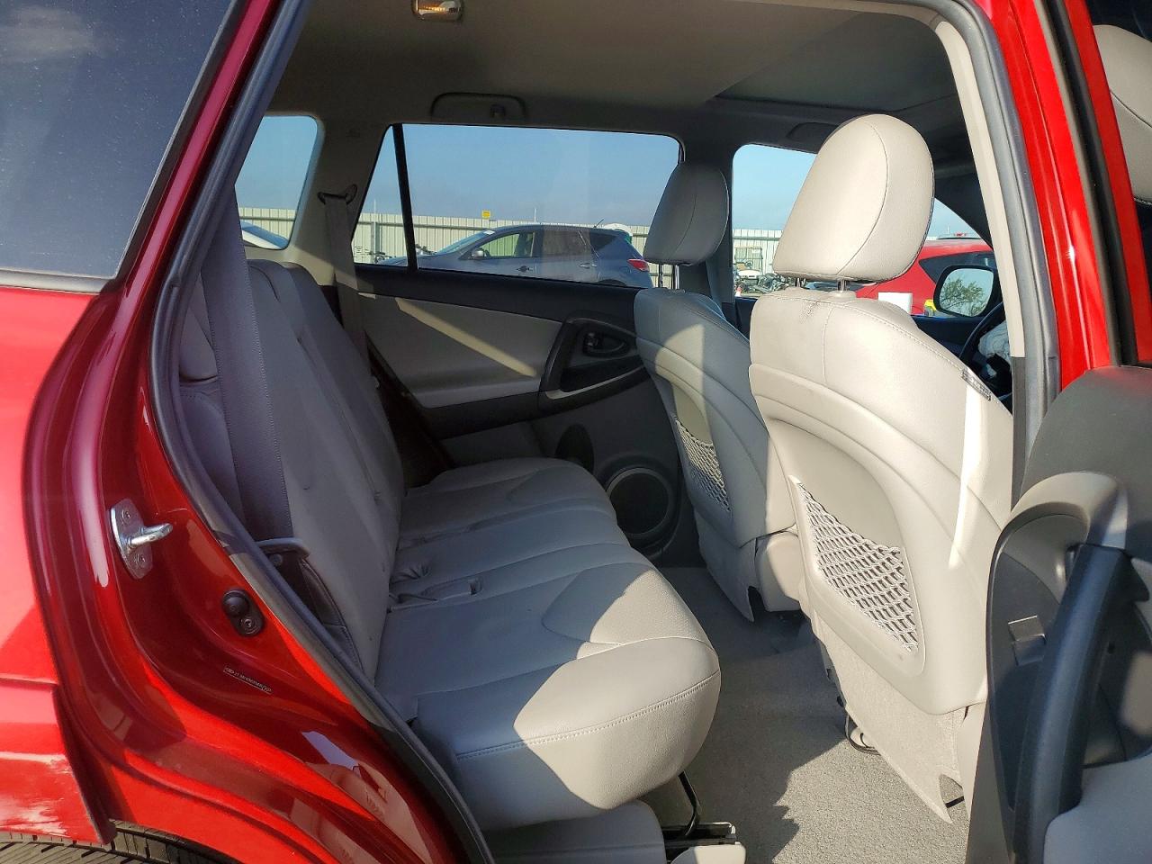 2012 TOYOTA RAV4 LIMITED photo 11